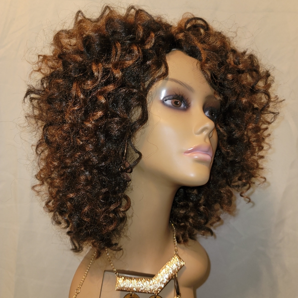 NEW Ringlet Wand Crochet Wig #4/30 - Picture 2 of 9